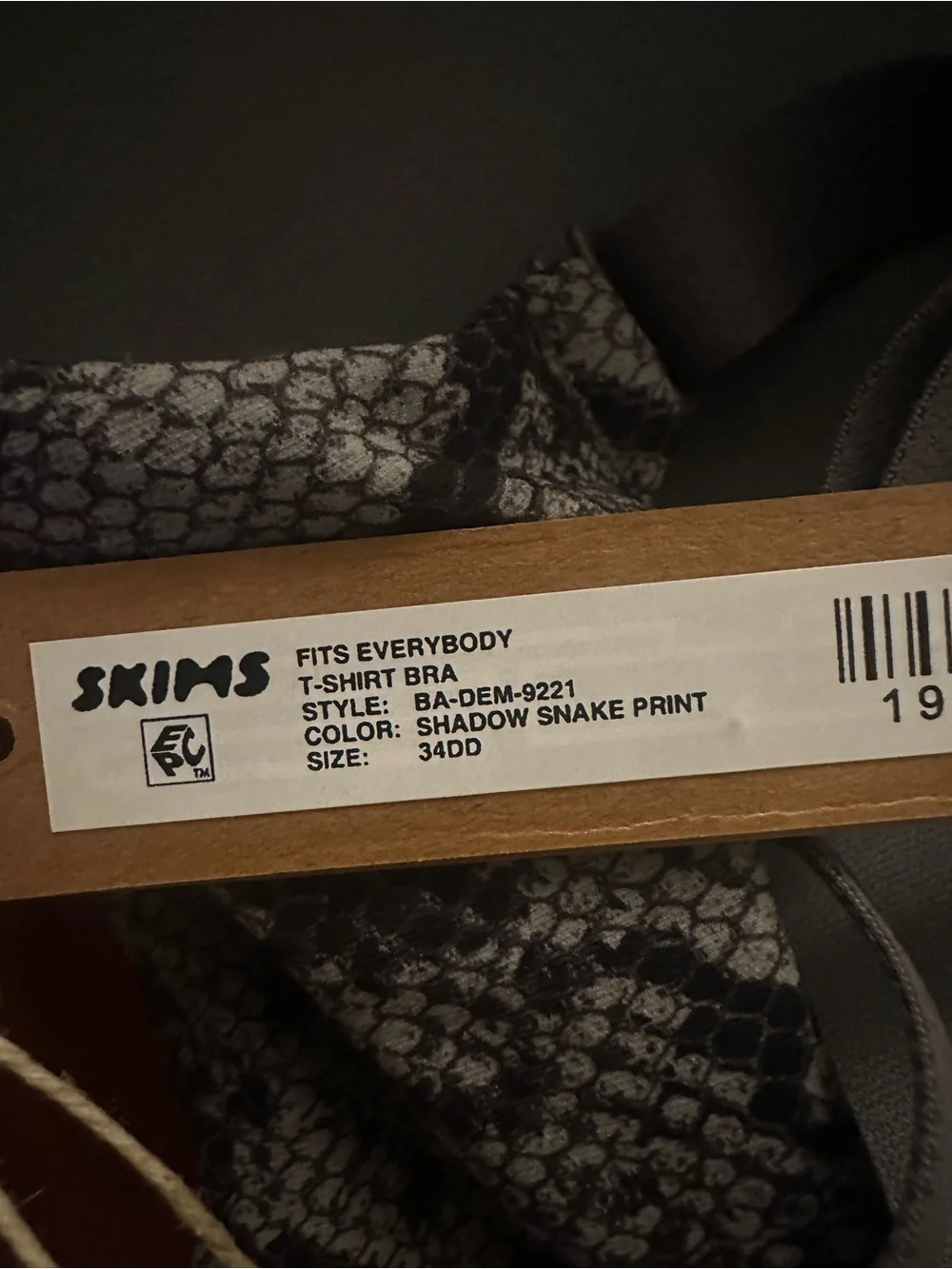 Skims Fits Everybody T-Shirt Bra
